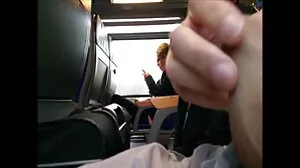 La petite teen blonde Kiara rêve toujours GRAND!