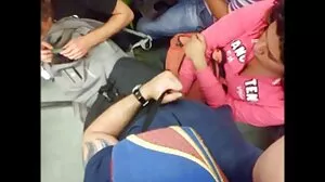 MILFs 1 sur 1 match pour le jeune Dingdong