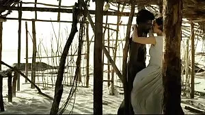 Douchey Stepson donne Hard Time & Cock à Stepma