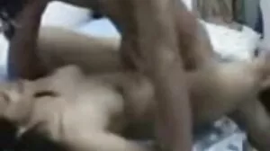 NaughtyAmerica: Eve Marlowe, Latina aux gros seins, laisse le mari d'un ami la baiser le jour de son anniversaire sur PornHD