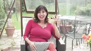 MILFest Babe Ever Rachael Cavalli a besoin de Cock 2 Learn!