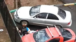 Posh Dream-MILF Mercedes laisse 2 crétins la MFM! :O