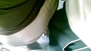 Klara Gold se fait enculer son gros cul