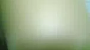 Superbe MILF aux gros seins est en fait une salope infidèle