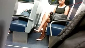 Adieu le sexe avant le départ de la MILF Ivy Lebelle en Espagne