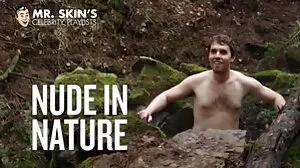 MILF blonde aux seins énormes chevauche la bite de son beau-fils