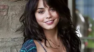 BangBros: Un cambrioleur se fait gifler sur PornHD avec Bella Rolland