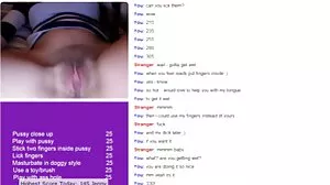 Bouncy Latina Booty aide au XXX CarWash!