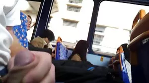 Accro à la bite Samantha essaie un python noir veiné