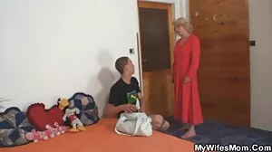 Brazzers: Le jeu Busty Violet Myers a été interrompu par un gros dong noir sur PornHD