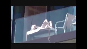 Autumn Falls baise son grand demi-frère