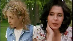 Manager MILFs vs stagiaire - Ariella Ferrara & Dana DeArmond