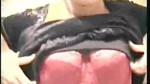 Yoga Chick a de grandes courbes et veut une bite!