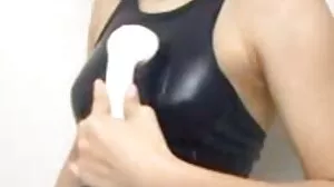 Hot Blondie surpris en train de se masturber