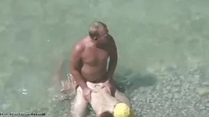 Bratty Sis: Jessie Saint est une demi-soeur sournoise sur PornHD