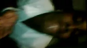 Beach Beauty chevauche Big Bob