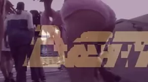 Voitures énormes, bites énormes et orgasmes énormes !