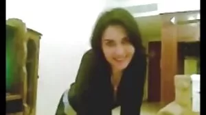 PetitePOV: Petite salope infidèle Nicole Love vous fait plaisir avec culpabilité sur PornHD