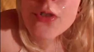 Teen Beauty rencontre un BLACKEDRAW Schlong