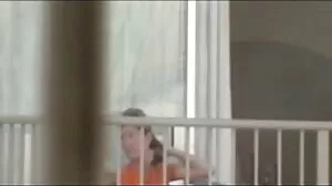 MILFest Babe Ever Rachael Cavalli a besoin de Cock 2 Learn!