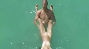 Blonde Sub Babe Barbie Sins' Rugueux Anal & 69